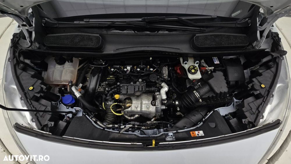 Ford Transit Connect - 24