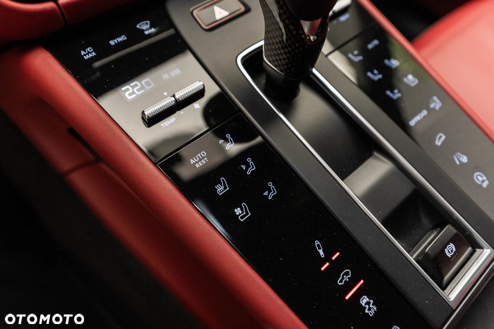 Porsche Macan GTS - 22