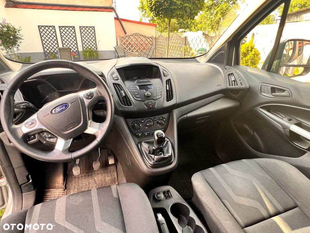 Ford Tourneo Connect Grand - 9