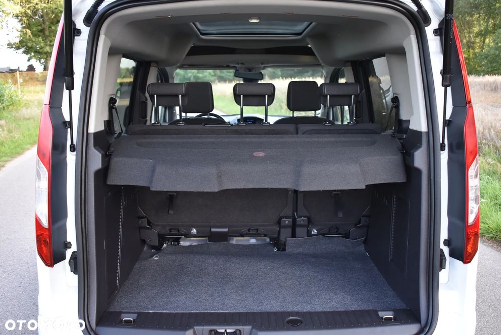 Ford Tourneo Connect 1.6 TDCi Titanium - 21