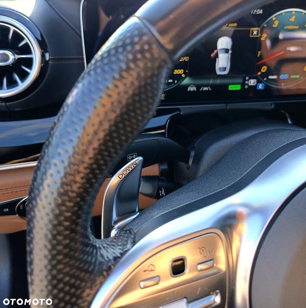 Mercedes-Benz AMG GT - 32