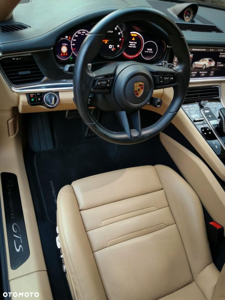 Porsche Panamera GTS - 7