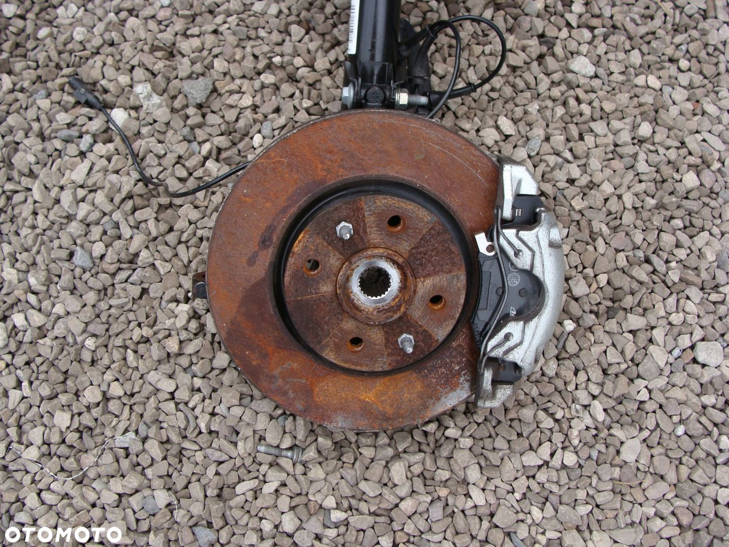 AMORTYZATOR ZWROTNICA PRAWA FIAT 500 LIFT 0.9 1.2 2020r 51872600 - 2