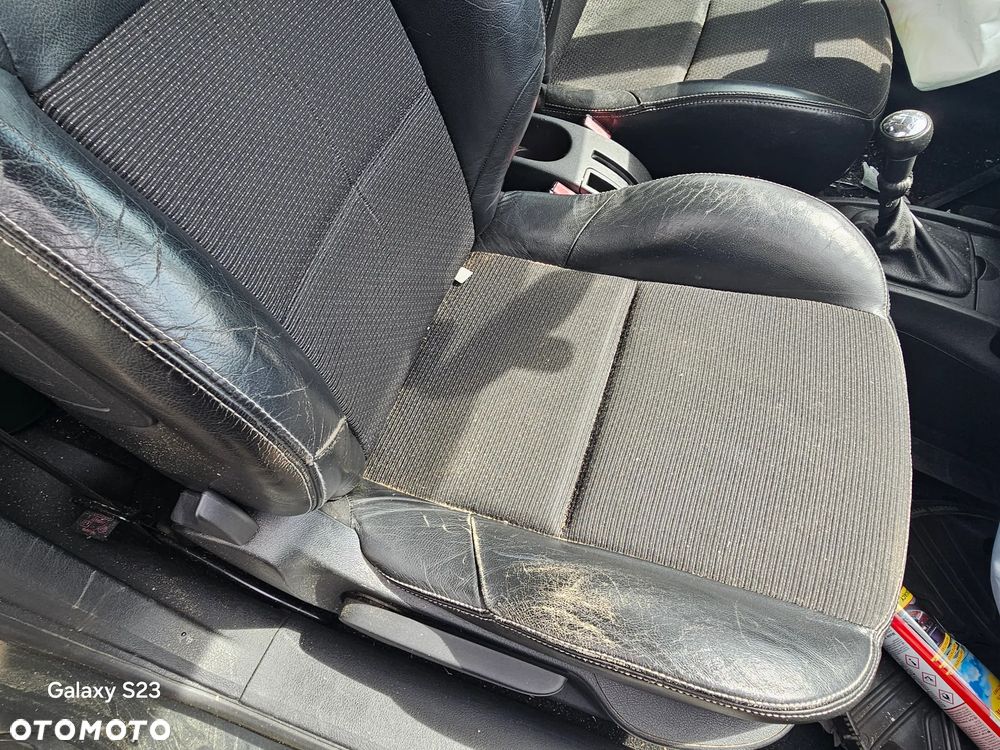 Fotel kierowcy pasażera kanapa pół-skóra skórzane boczek tapicerka Peugeot 207 2008r 3d hatchback EZQC - 5