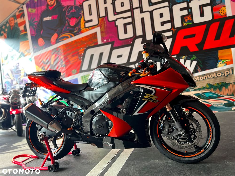 Suzuki GSX-R - 4