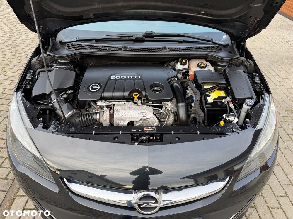 Opel Astra 1.6 CDTI Cosmo - 24