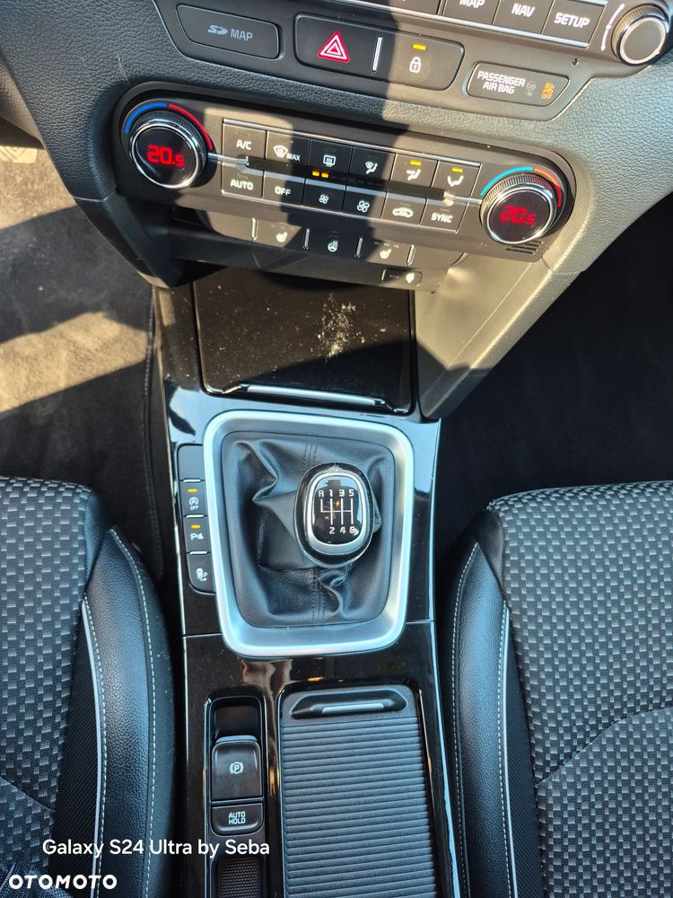 Kia Ceed 1.6 CRDi Platinum Edition - 17