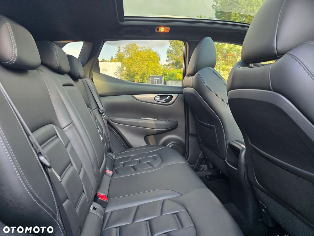 Nissan Qashqai 1.5 dCi Tekna+ - 26