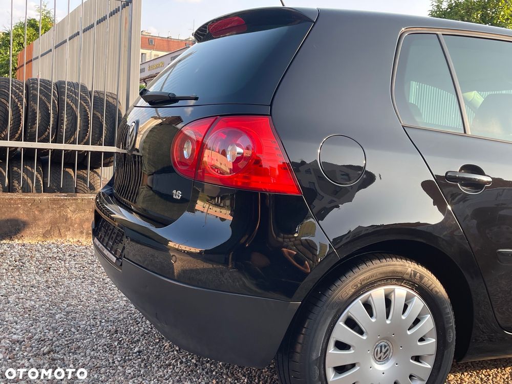 Volkswagen Golf 1.6 Tour - 11