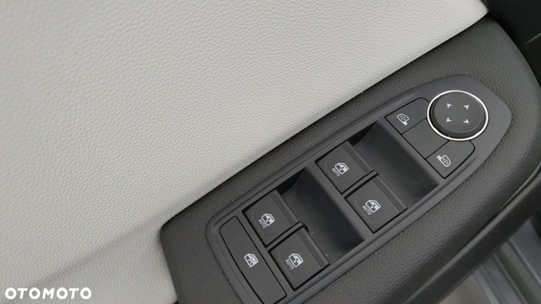 Renault Clio - 10