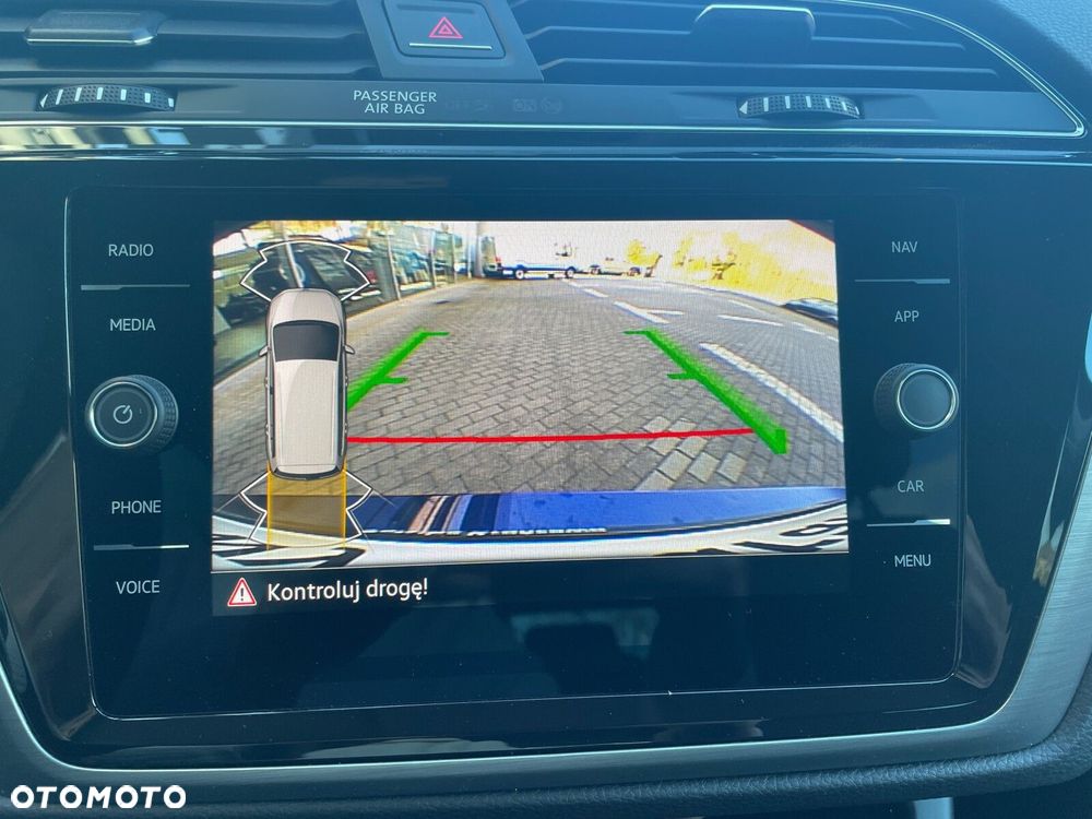 Volkswagen Touran 1.5 TSI EVO Comfortline Plus DSG - 23