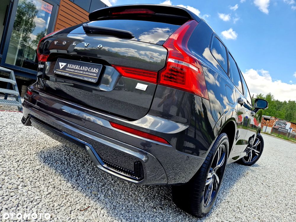 Volvo XC 60 T6 Plug-In Hybrid AWD Plus Dark - 34