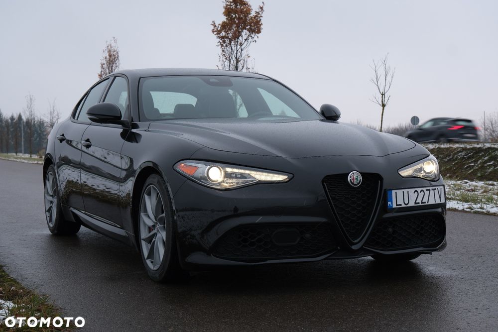 Alfa Romeo Giulia 2.0 Turbo 16V AT8 Veloce - 6