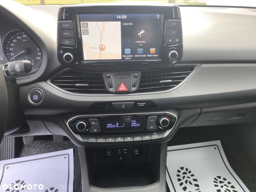 Hyundai i30 blue Kombi 1.6 CRDi Style - 26