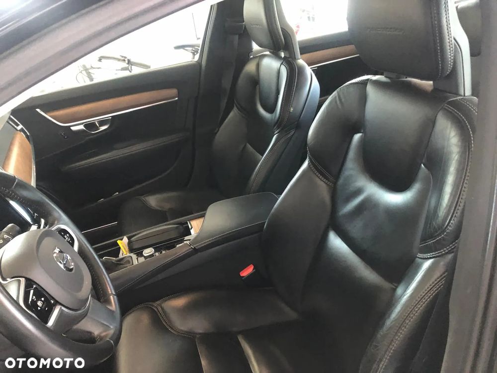 Volvo V90 D4 AWD Inscription - 4