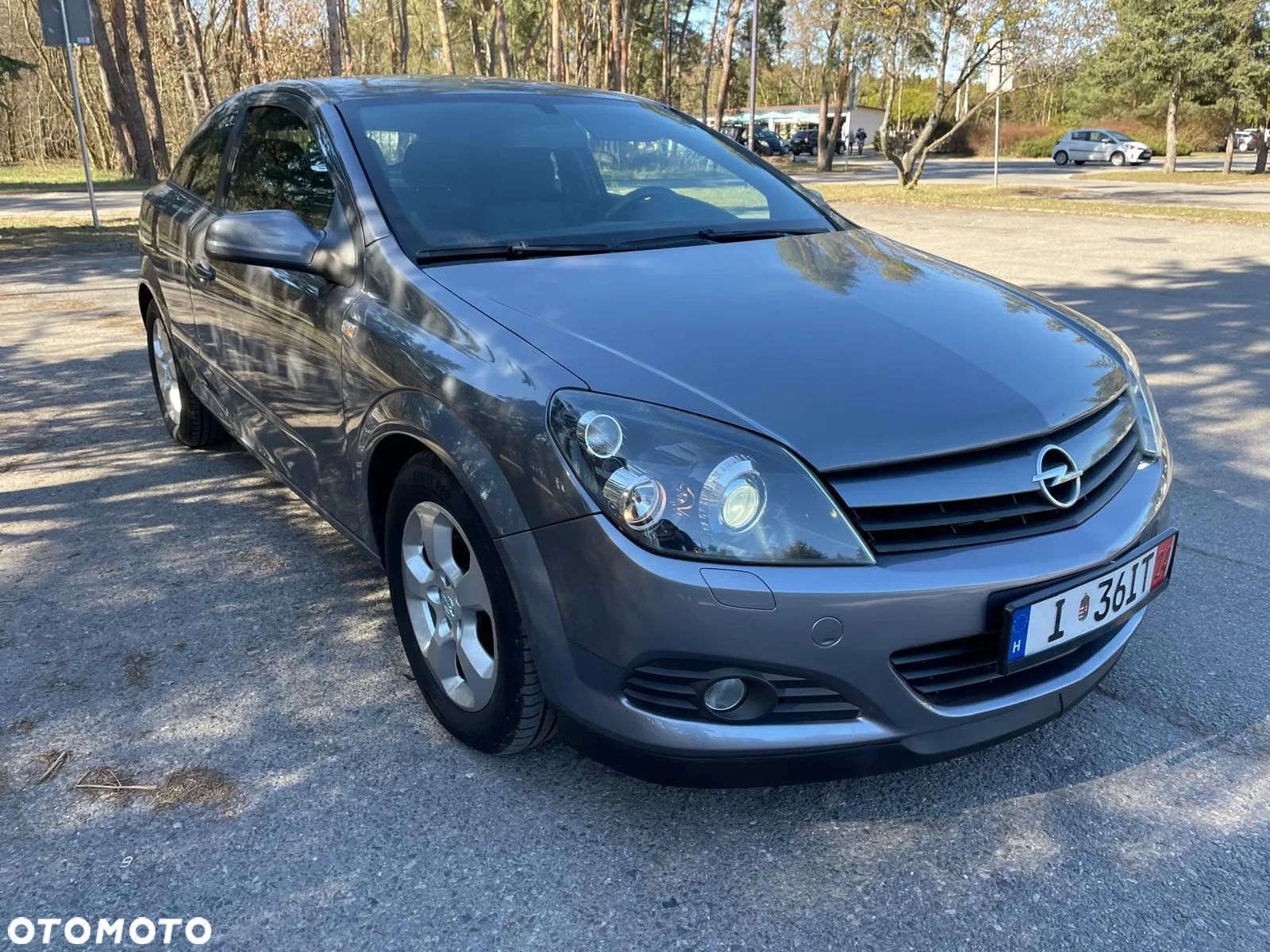 Opel Astra GTC 2.0 Turbo Sport - 1