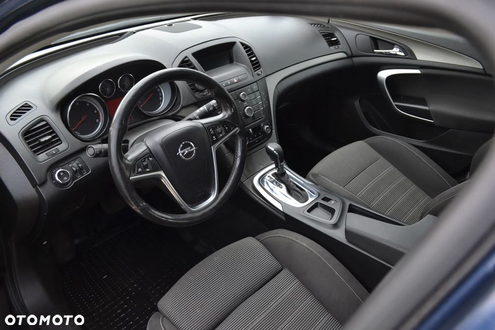 Opel Insignia 2.0 CDTI automatik Active - 12