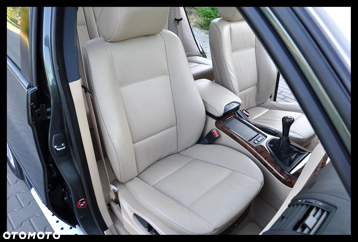 BMW X5 3.0 i Edition Exclusive Sport - 25