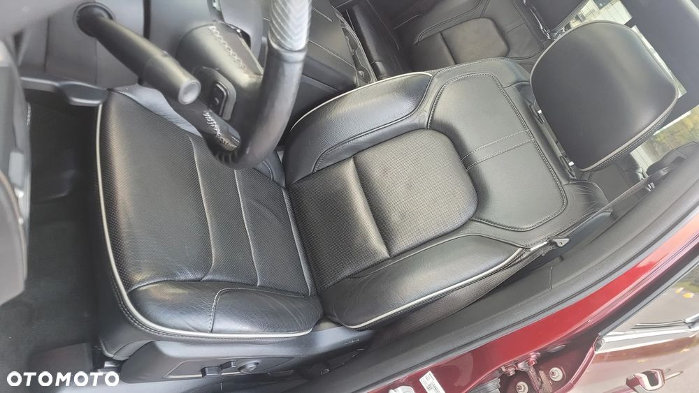 RAM 1500 5.7 Crew Cab Limited - 11