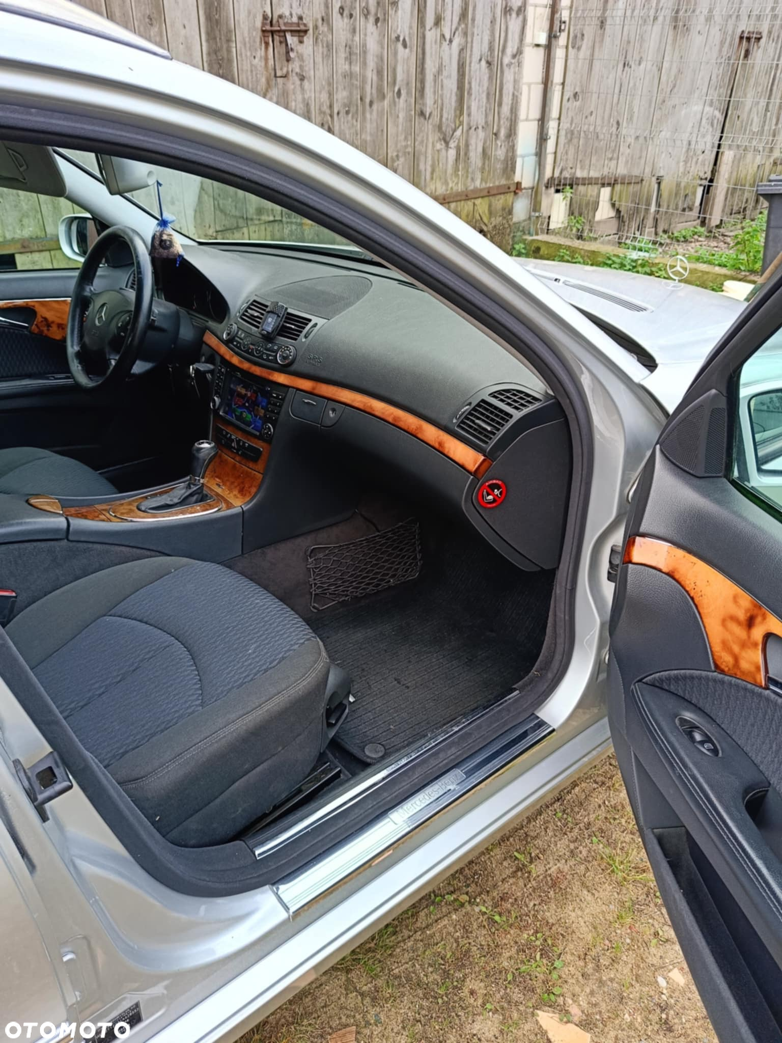 Mercedes-Benz Klasa E 320 T CDI Elegance - 7