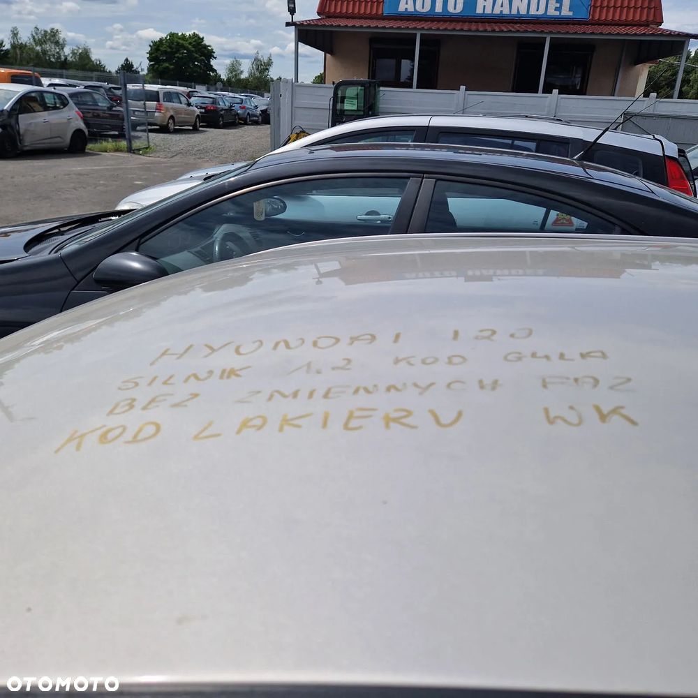 Hyundai i20 1.2 benz 2012r Kod silnika G4LA Kod lakieru WK - 2