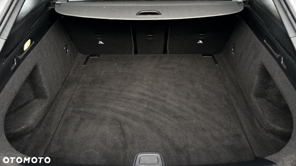 Mercedes-Benz CLA - 29