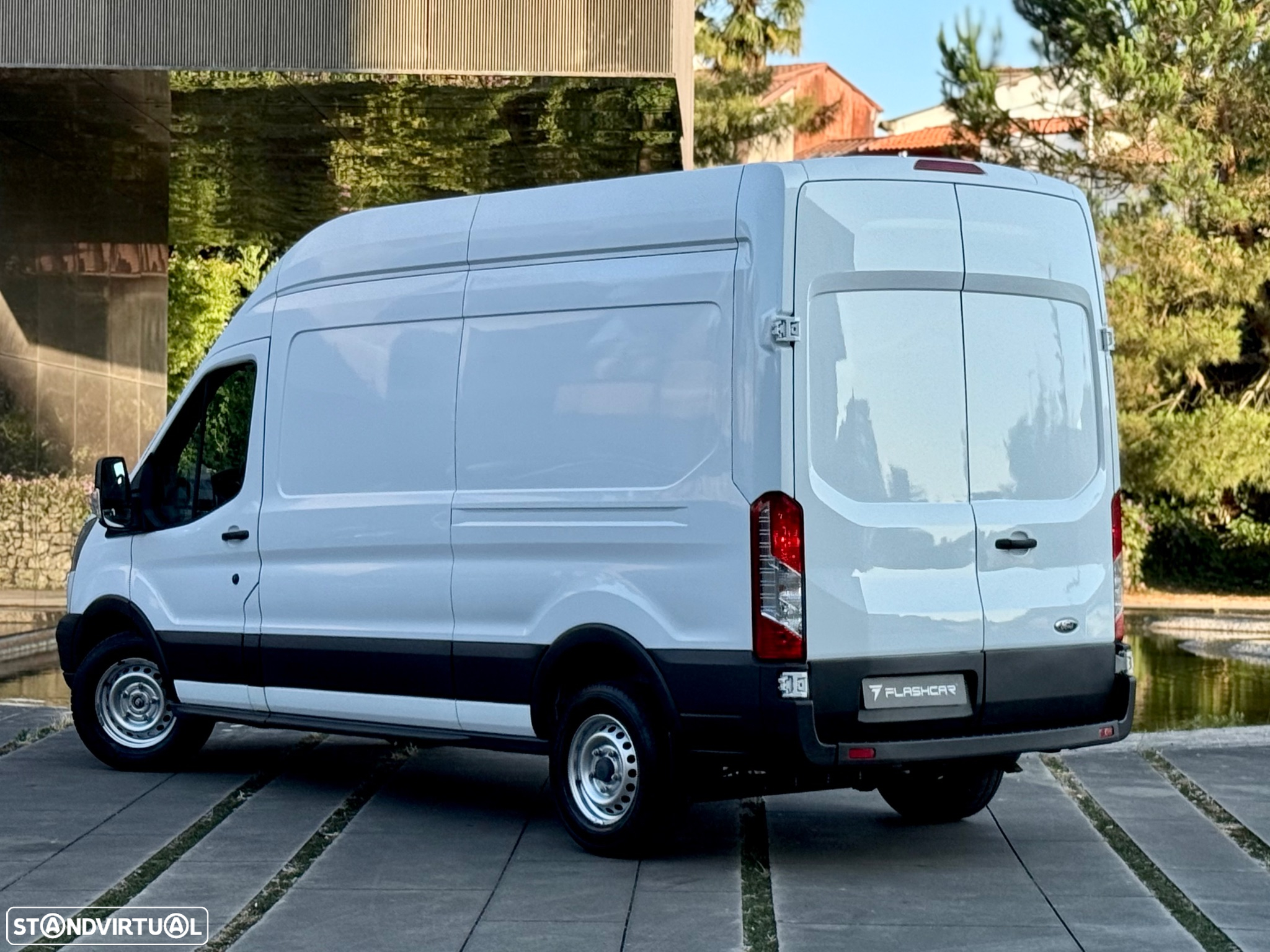Ford TRANSIT 3300kg 3L - 18