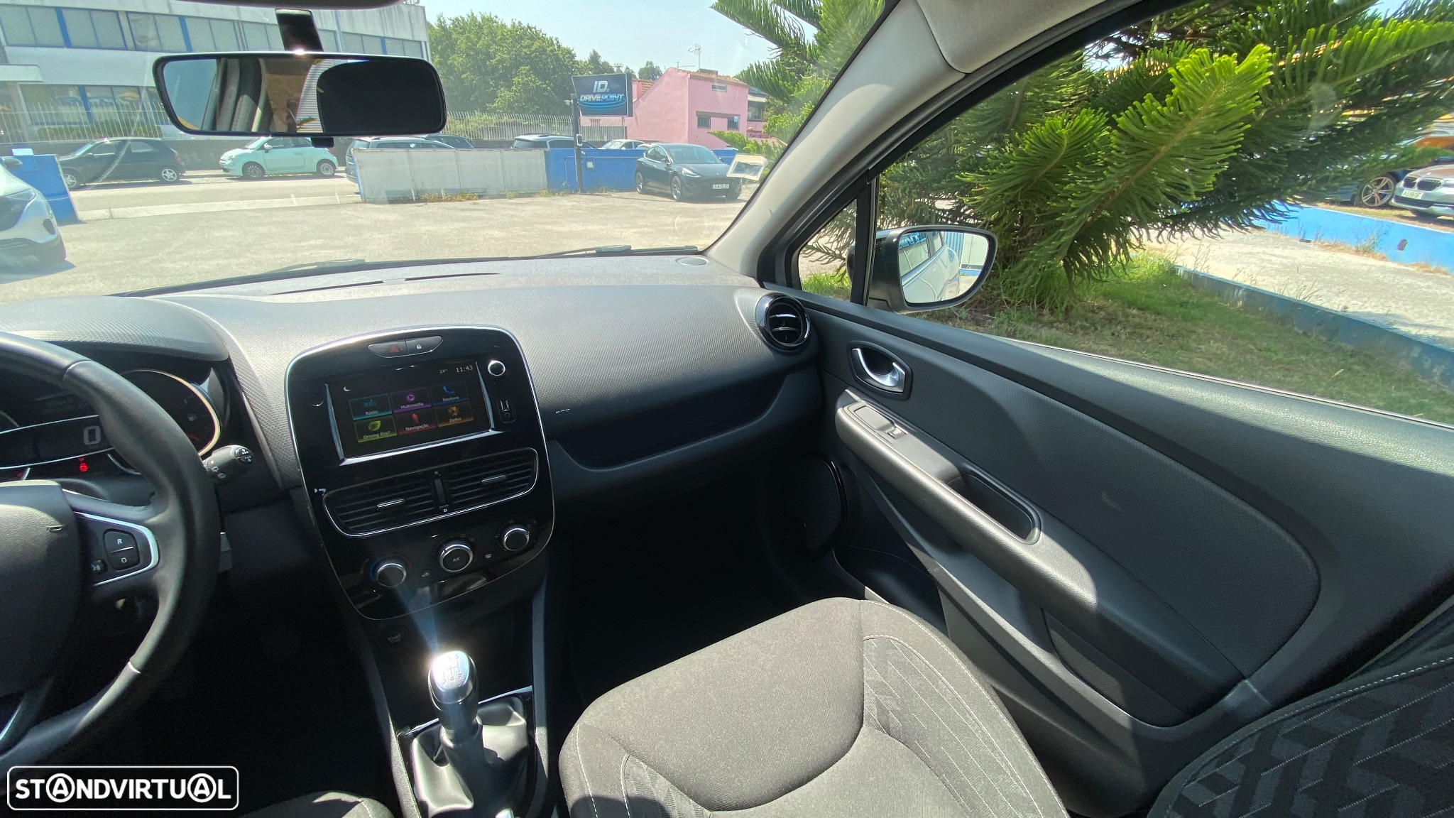 Renault Clio Sport Tourer 0.9 TCe Limited - 23