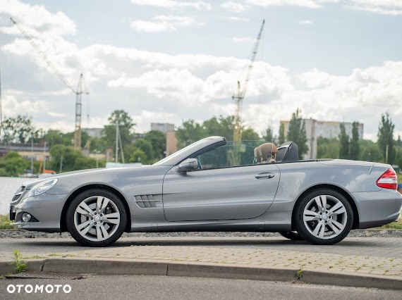 Mercedes-Benz SL - 27