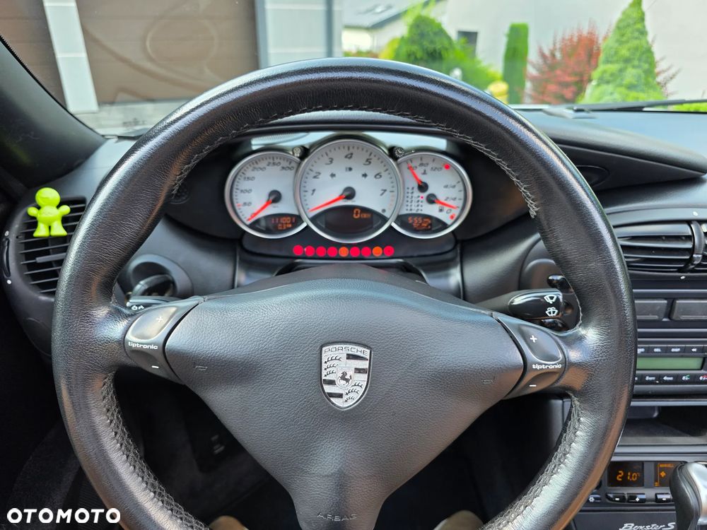 Porsche Boxster - 12