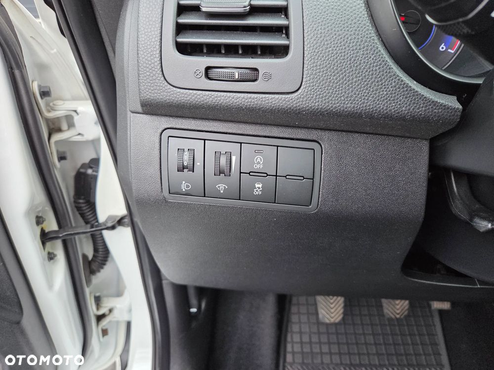 Hyundai ix20 1.4 CRDi Trend - 11
