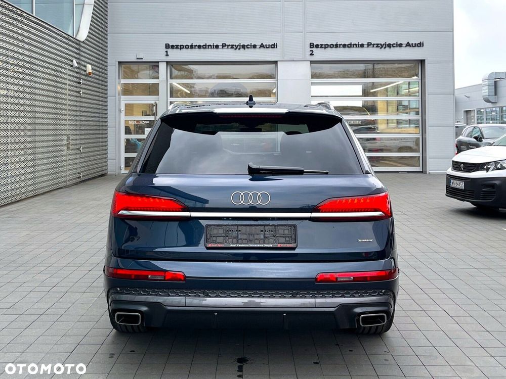 Audi Q7 - 7