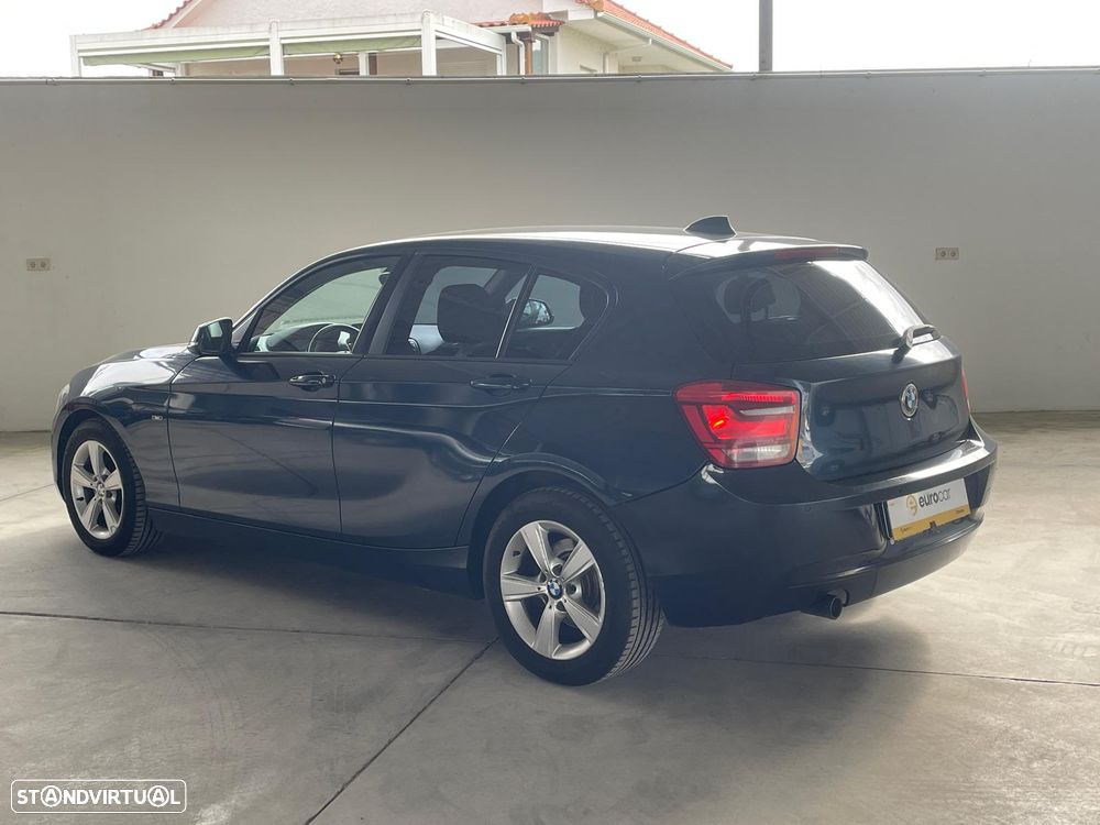 BMW 118 d Line Sport - 3