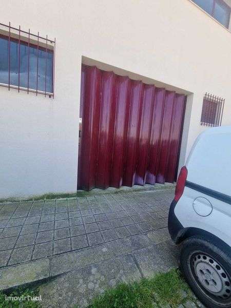 Lugar de garagem nas Antas - Praça Afonso Pinto de Magalhães - Grande imagem: 3/8