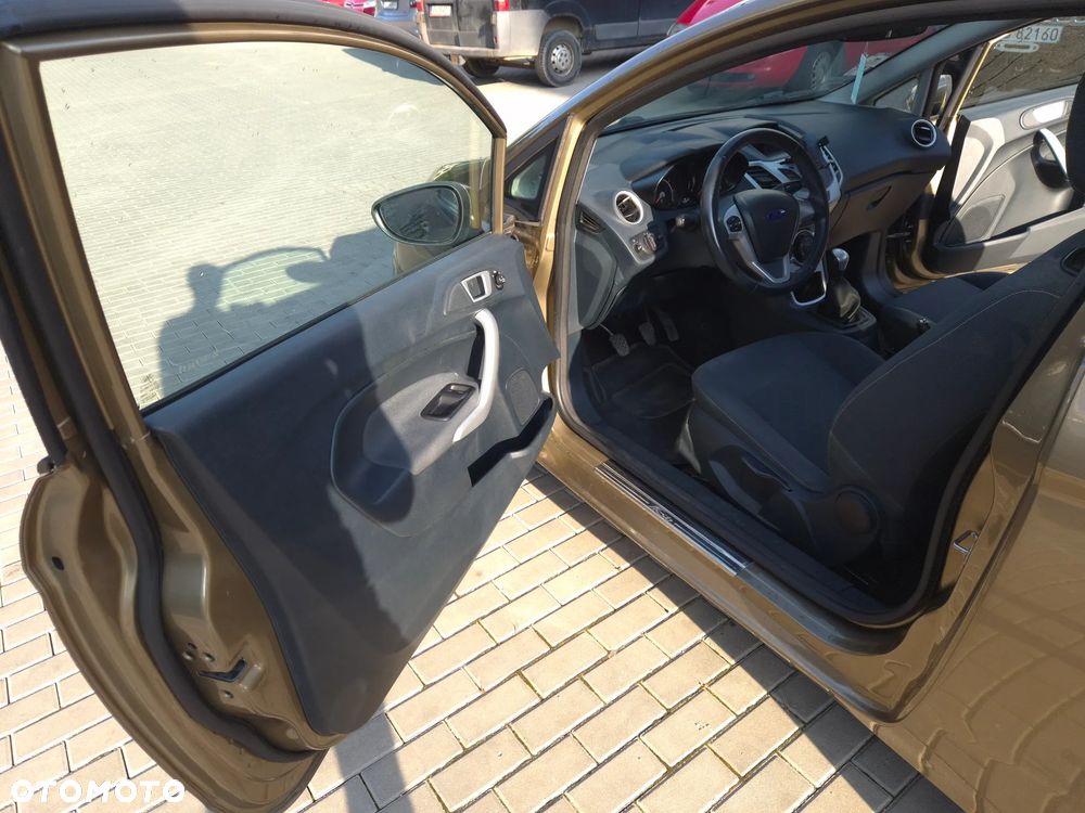 Ford Fiesta 1.25 Trend EU5 - 30