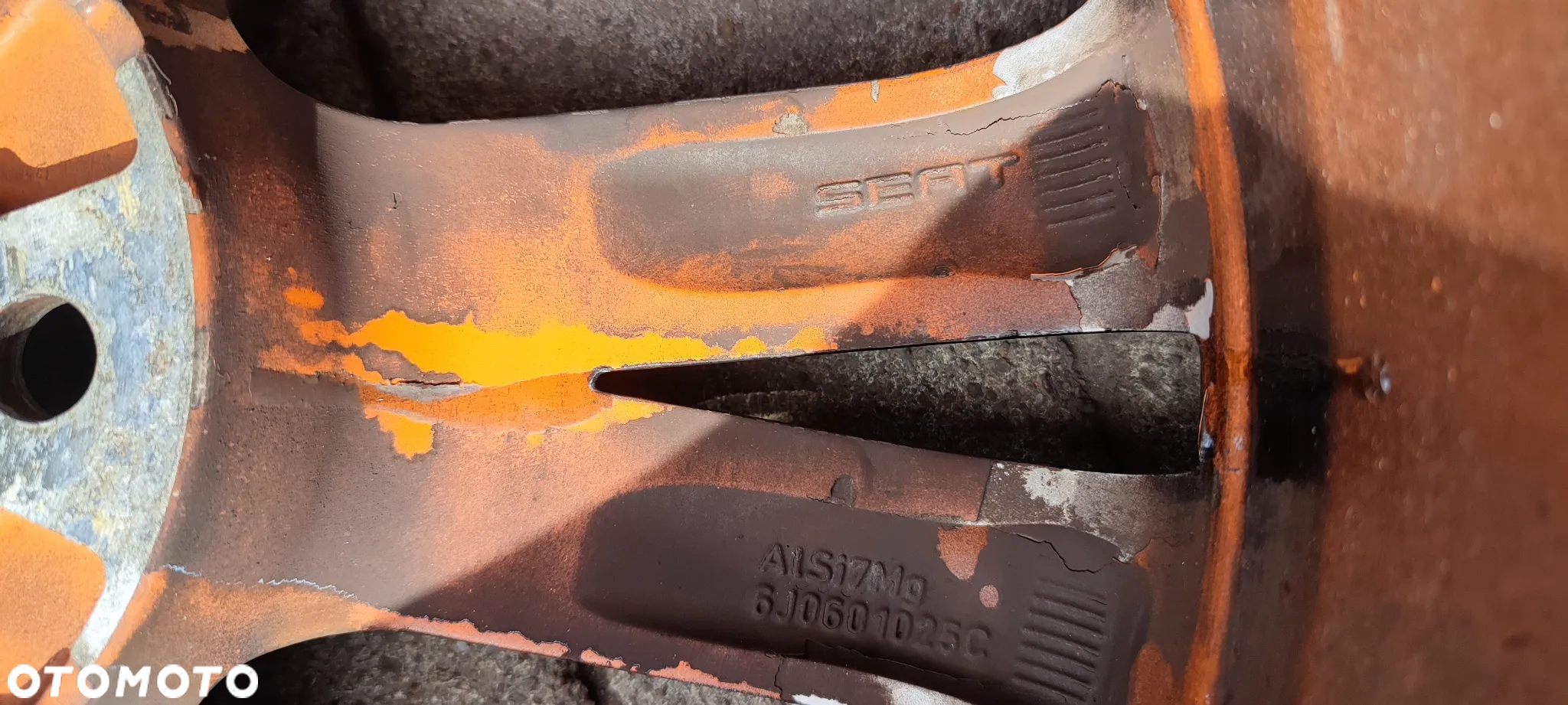 FELGI ALUMNIOWA 5x100 7Jx17 CALI ET43 fi 57.1 6J0601025C MALOWANE SEAT VW SKODA AUDI KOMPLET 4 SZTUKI - 9