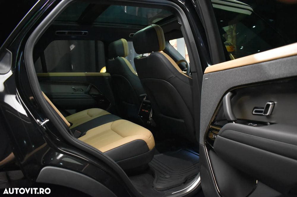 Land Rover Range Rover Sport 3.0 I6 D300 MHEV Dynamic SE - 17