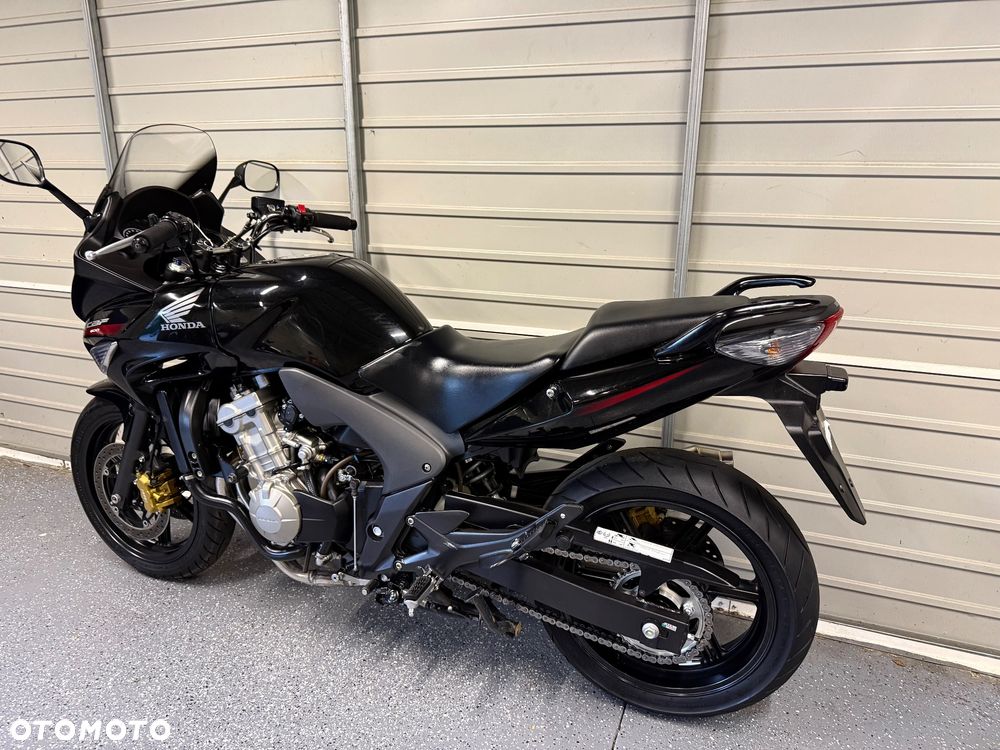 Honda CBF - 15
