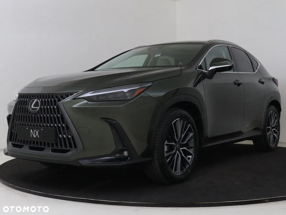 Lexus NX 350h Omotenashi AWD - 2