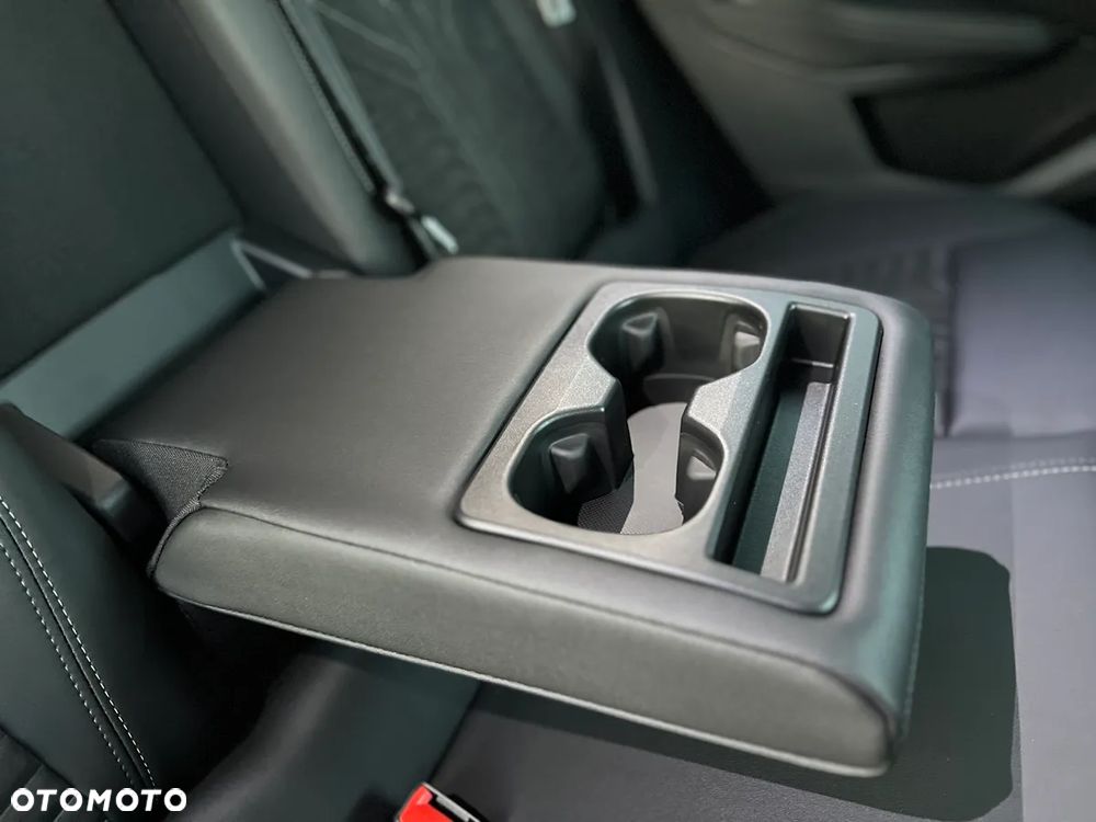 Peugeot 3008 1.2 PureTech mHEV GT E-DCS6 - 14