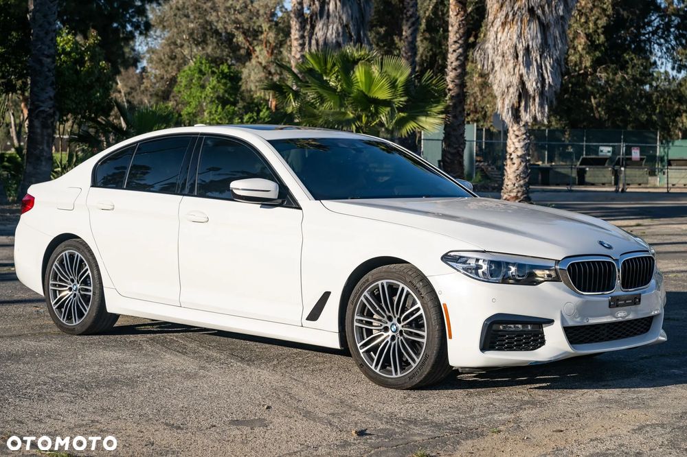 BMW Seria 5 530i M Sport Edition - 1