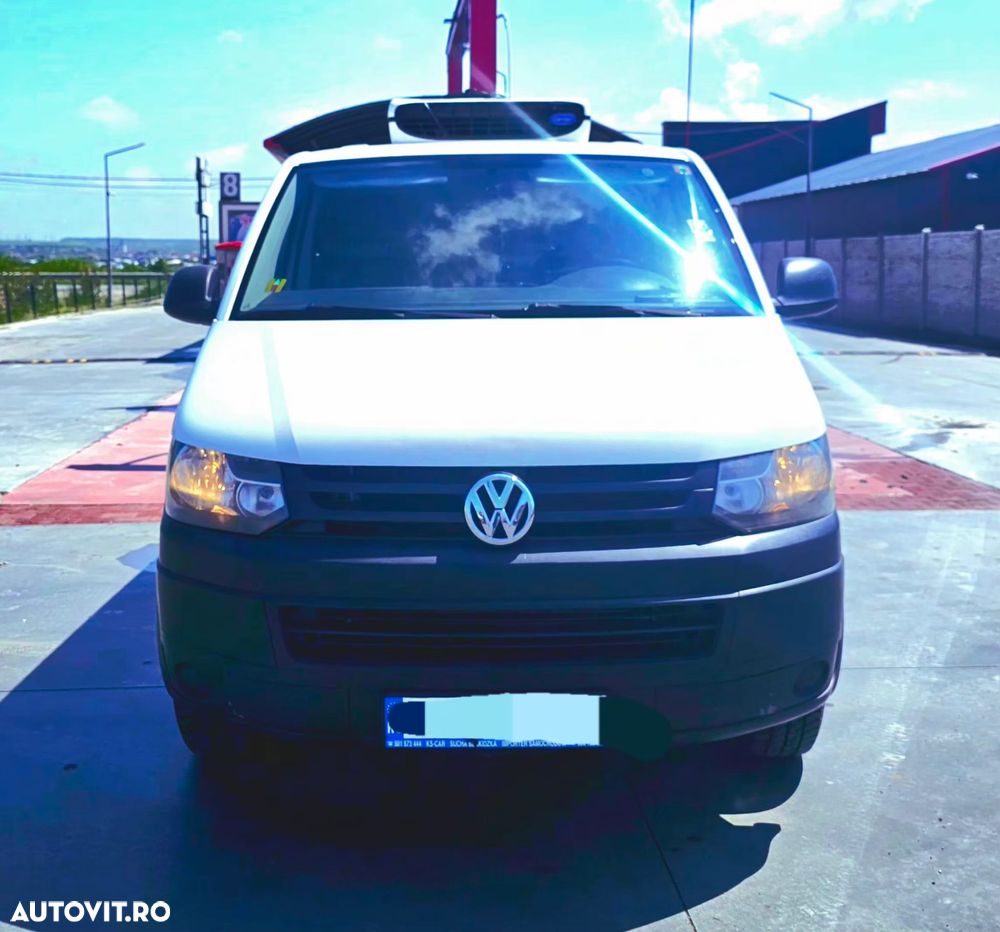 Volkswagen Transporter - 1