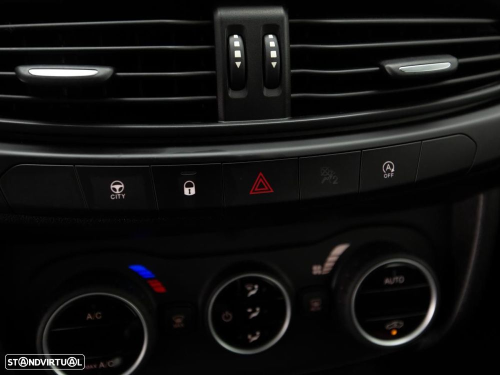 Fiat Tipo Station Wagon 1.3 M-Jet Lounge - 16