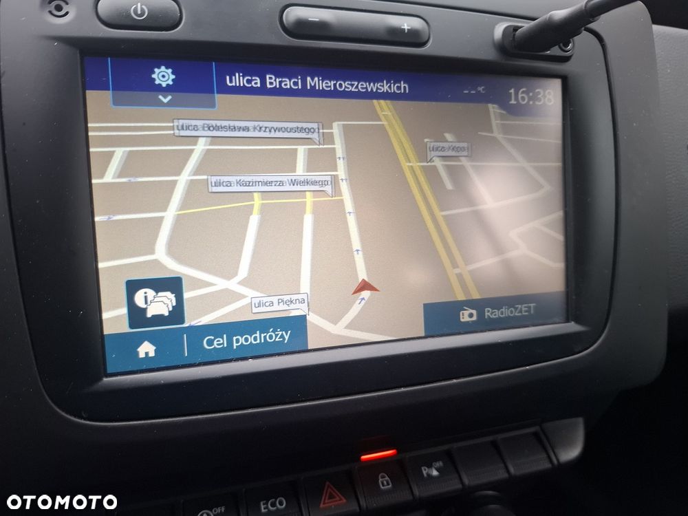 Dacia Duster 1.6 SCe Urban Explorer S&S - 20