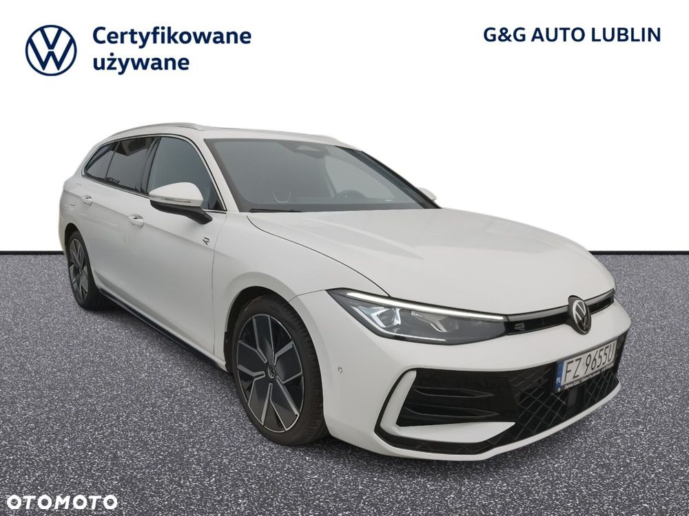 Volkswagen Passat - 2