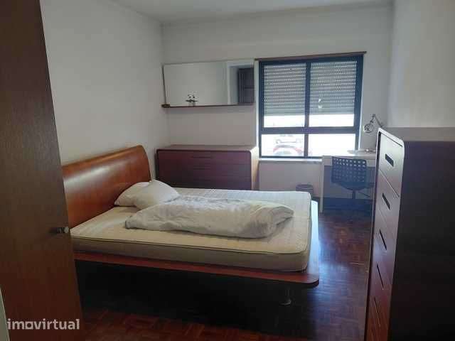 Apartamento T3 com Garagem - Grande imagem: 4/10