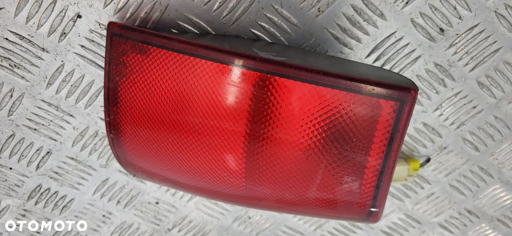 Nissan Terrano II Lampa Tylna Prawa - 2