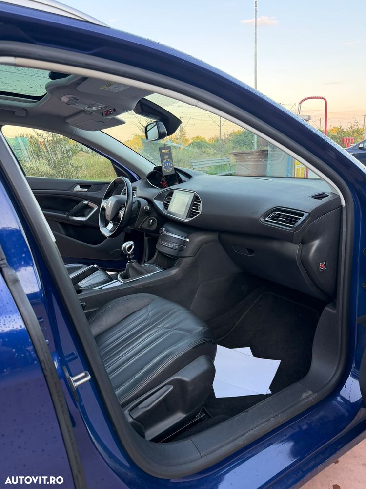 Peugeot 308 - 5