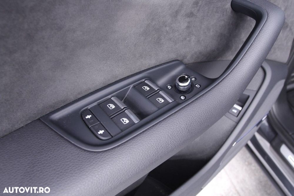 Audi Q7 3.0 50 TDI quattro Tiptronic MHEV S Line - 12