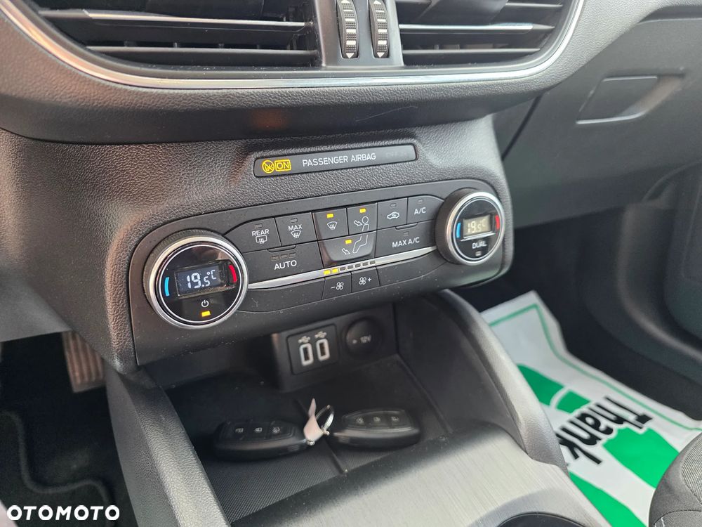 Ford Focus 1.5 EcoBlue SCR Active - 13